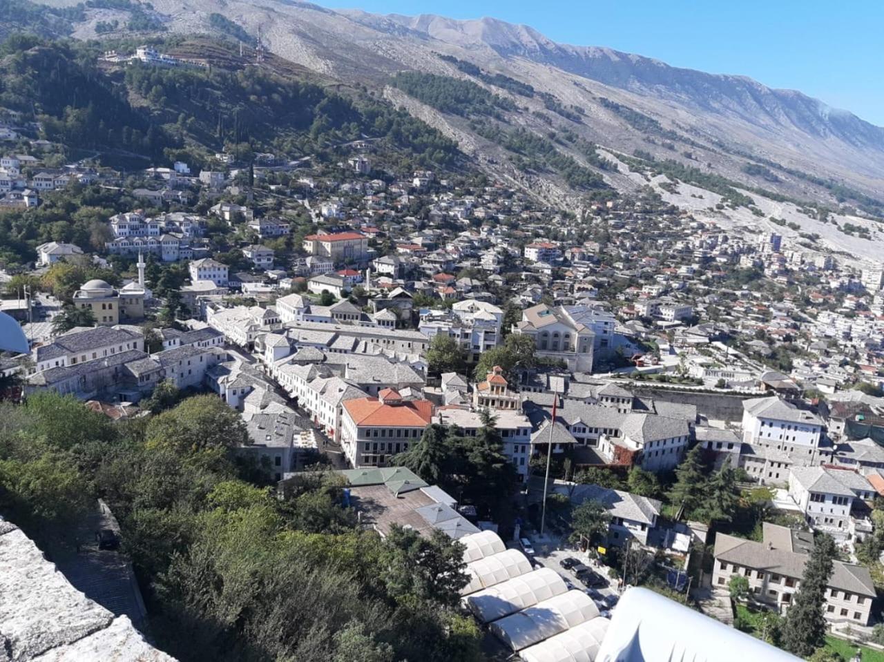Pensjonat Denis Gjirokastra